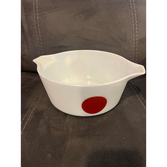 Vtg Pyrex Moon Deco 2.5 Qt Casserole #475 B  No Lid White With Red Dot Kitchen - Picture 1 of 4